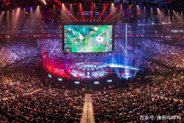 全力以赴的表演！上路、中路、下路和打野都做出了精彩的操作， EDward Gaming 击败了 Bilibili Gaming ，三支队伍全部获胜晋级