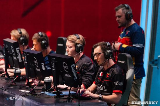 德州扑克高手更怕手顺（德扑高手最怕对手手气正旺）