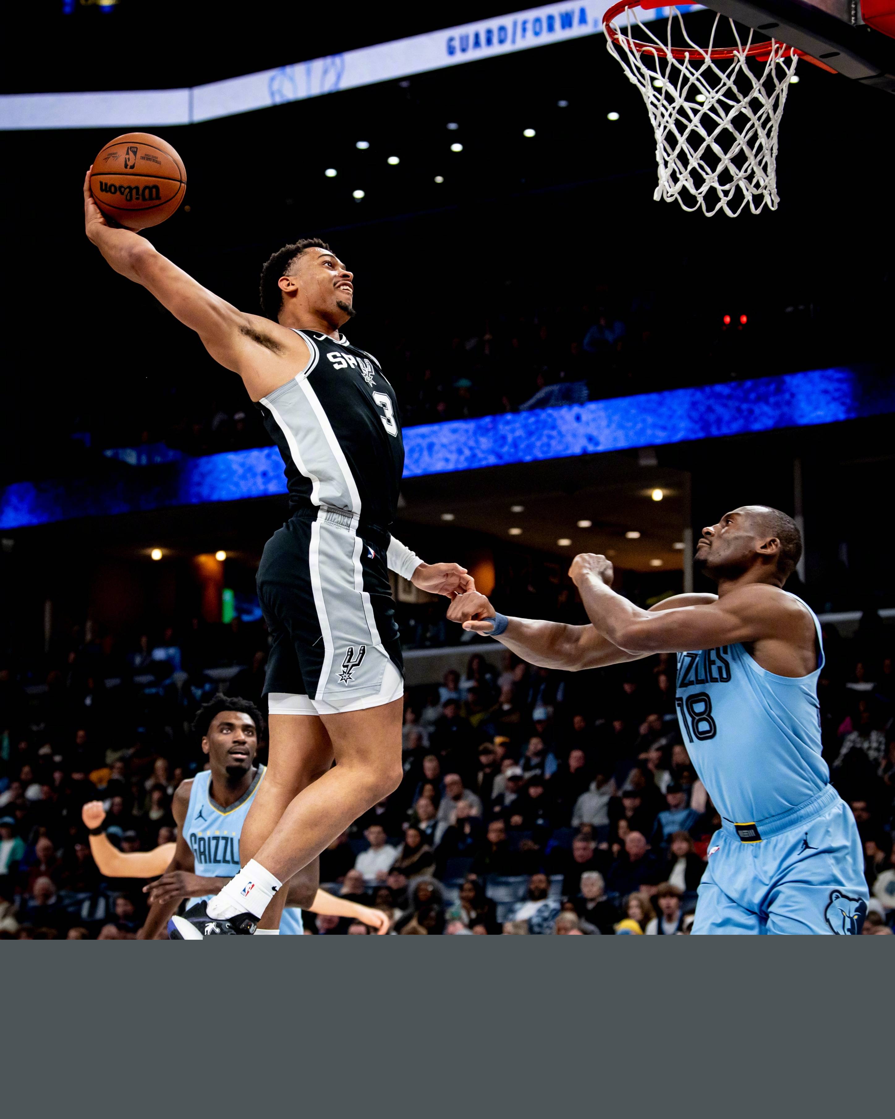 KPL季后赛名额竞争激烈